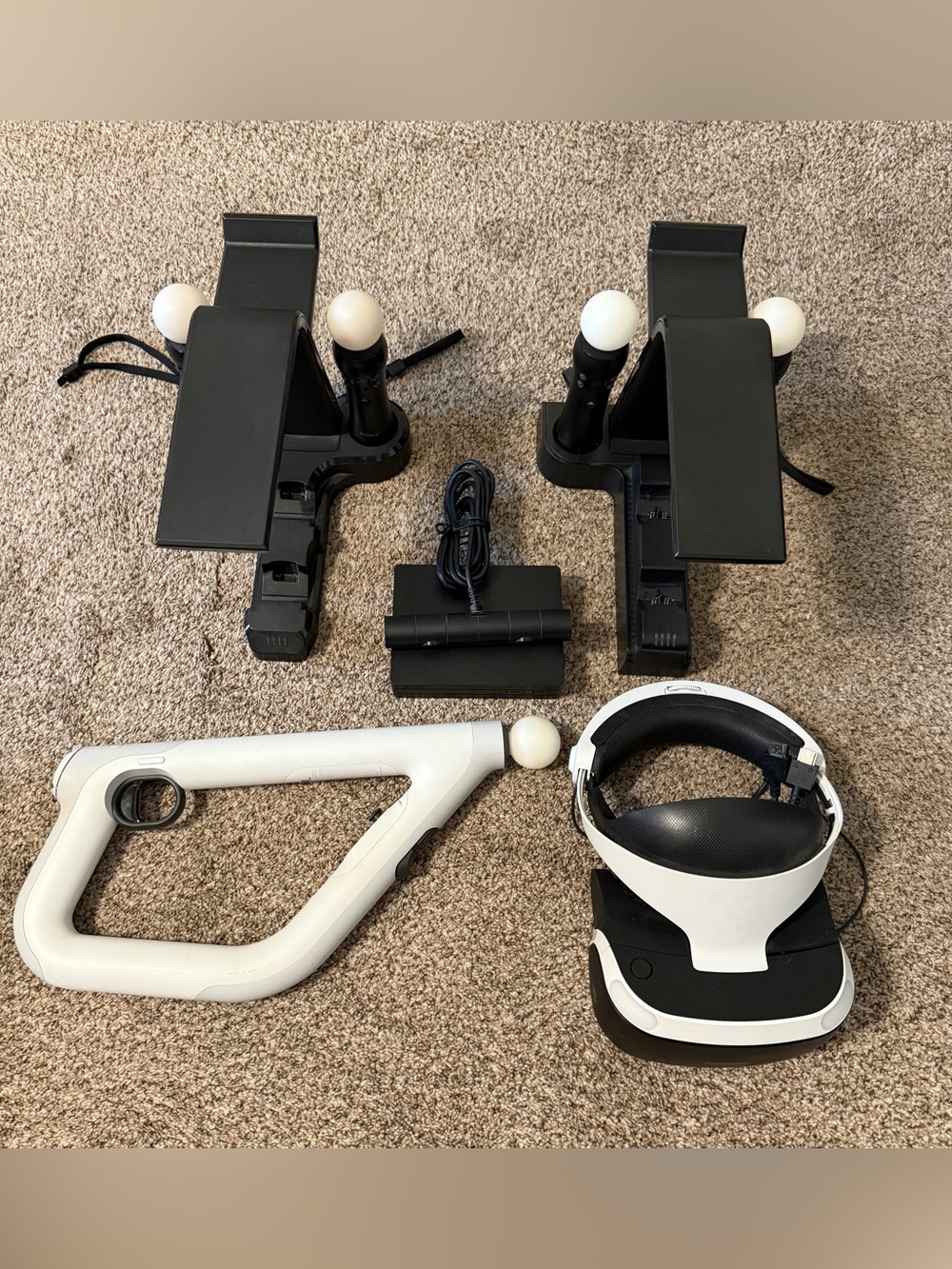 PlayStation VR PSVR Bundle w/ Camera, Move Controllers & Aim Controller